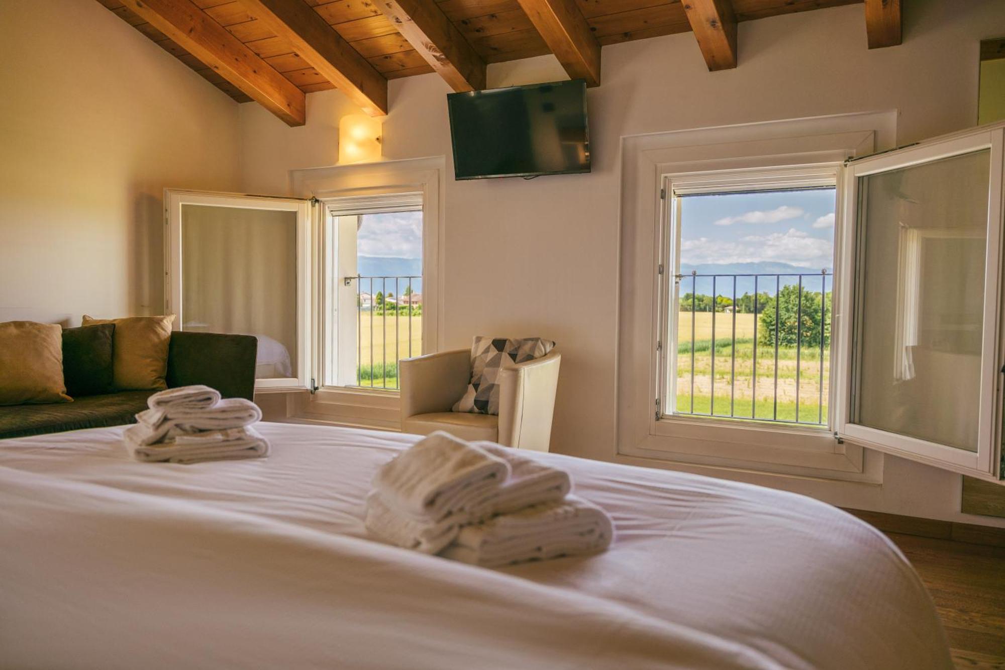 Agriturismo Podere Dell'Angelo Pasiano Di Pordenone Экстерьер фото