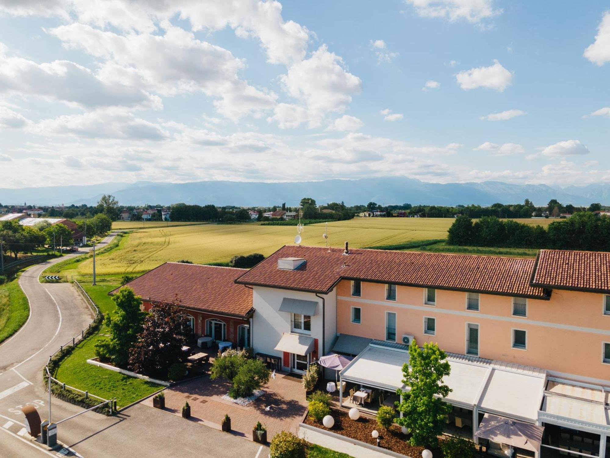 Agriturismo Podere Dell'Angelo Pasiano Di Pordenone Экстерьер фото